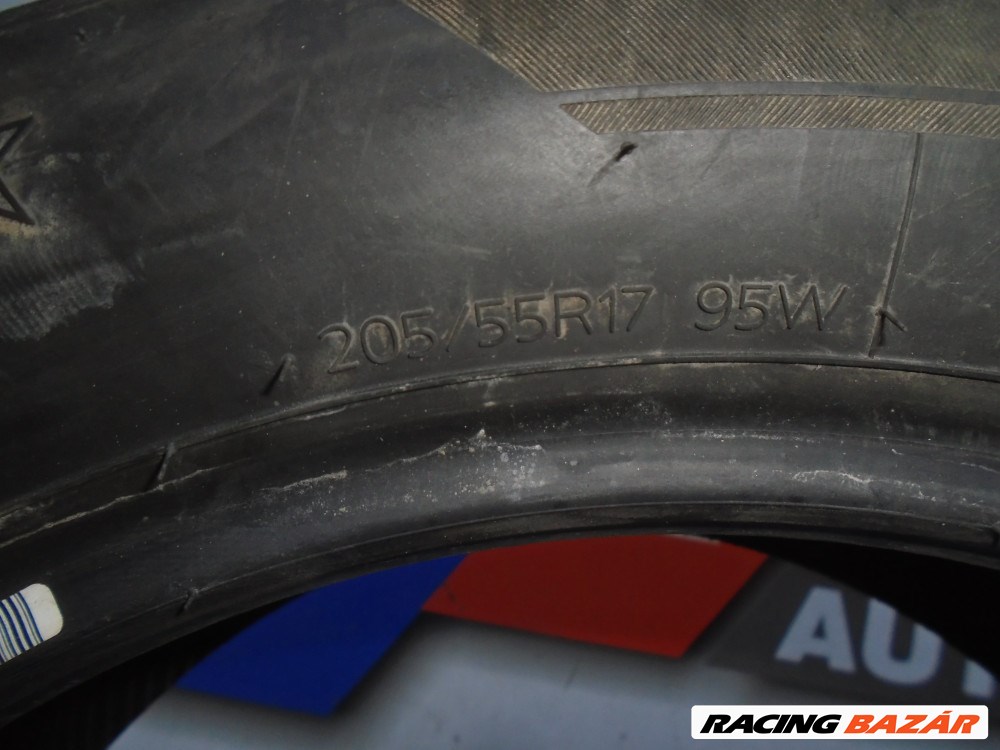 ÁR/GARNITÚRA [GYÁRI HASZNÁLT] NYÁRI GUMI - 205 / 55 R17 - 95W - HANKOOK - VENTUS S1 EVO - DOT: 3821; 6,2mm 4. kép